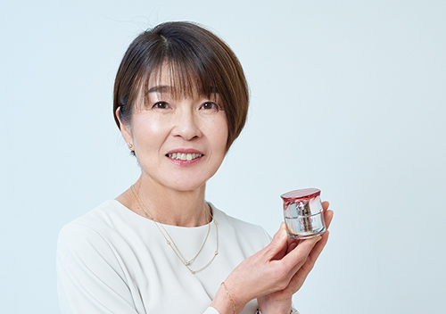 岡野友子さん