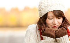乾燥も大人のニキビの大敵！冬本番に向けて早めのケアを！