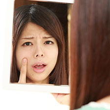 乾燥ダメージがピーク！？ニキビを招く「脱水毛穴」にご用心！