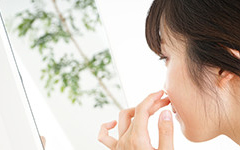 実はニキビにも種類があるんです！？正しい知識とケアで春からも自信がもてる肌を♪