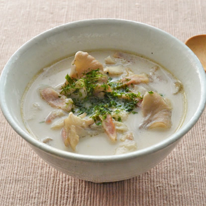 舞茸のミルク味噌スープ